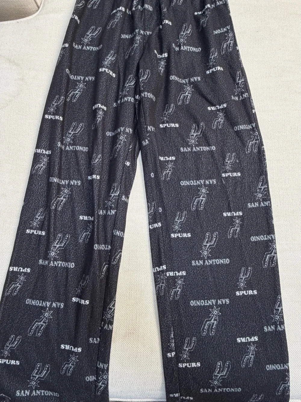 NBA San Antonio Spurs Black Pajama Bottoms with White Logo Print